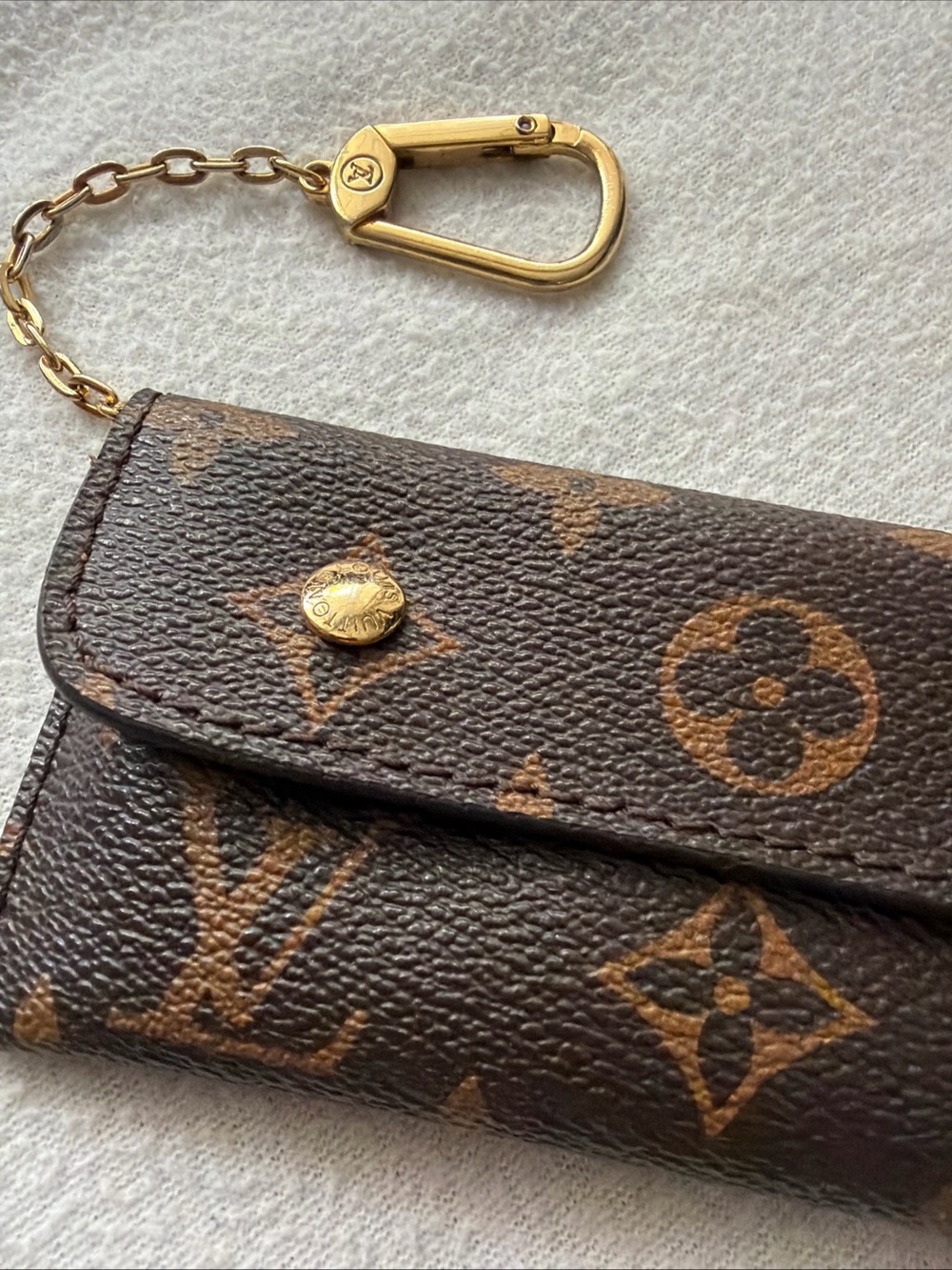 Louis Vuitton Monogram Key Pouch in Brown with Gold Hardware - Picture 4 of 7
